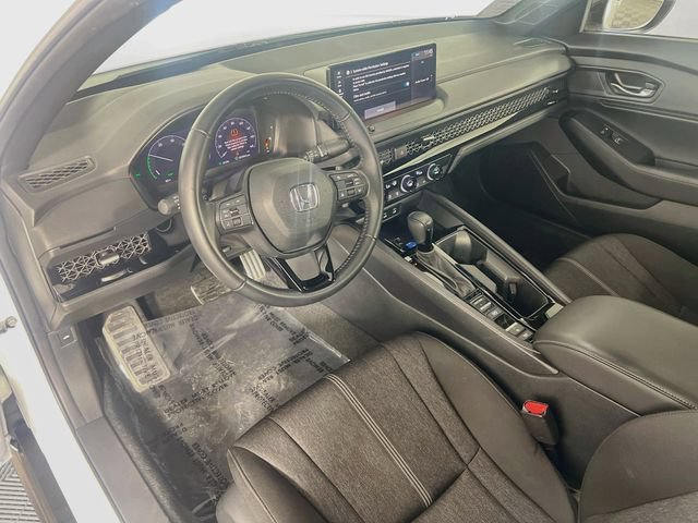 Used 2023 Honda Accord Sport image 11