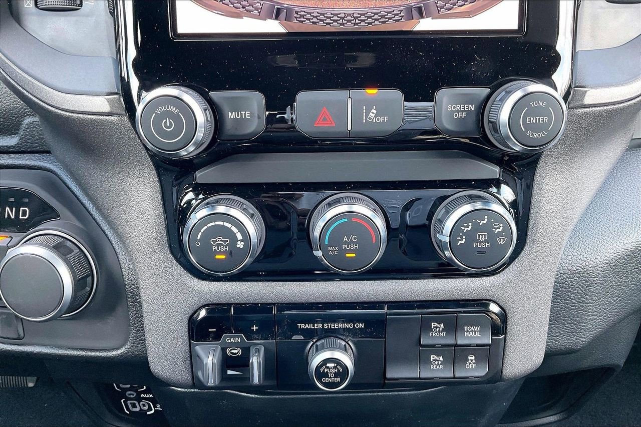 New 2026 RAM 1500 Tradesman w/ Trailer Tow Group AWD/4WD image 16