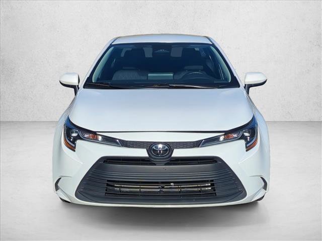 Used 2023 Toyota Corolla LE image 2