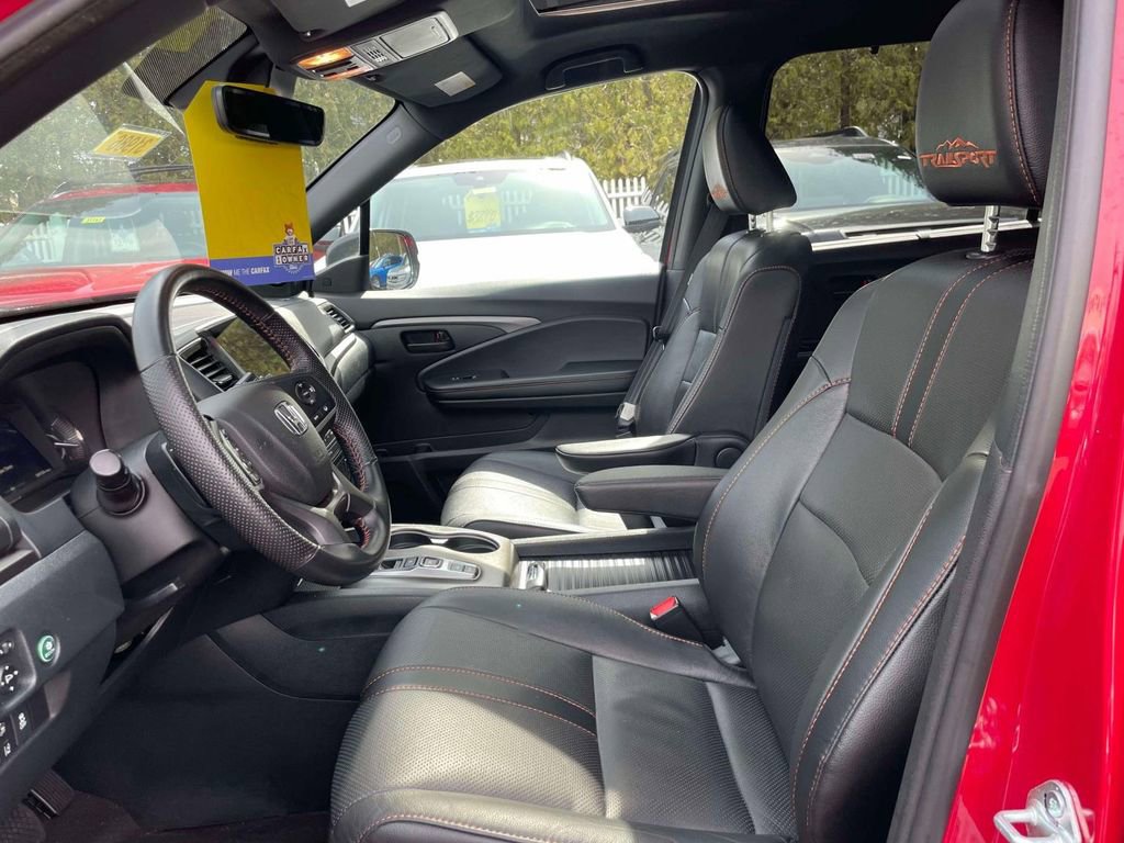 Certified 2023 Honda Passport TrailSport image 14