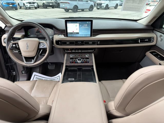 Used 2023 Lincoln Aviator Reserve w/ Equipment Group 201A image 18