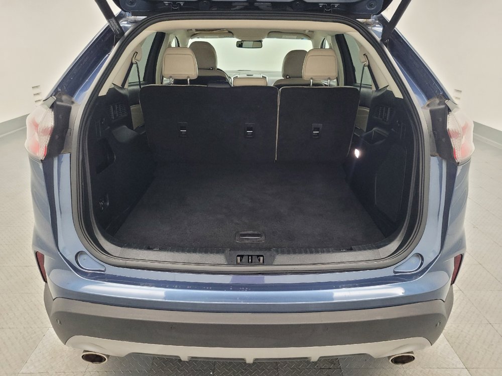 Used 2019 Ford Edge Titanium image 29