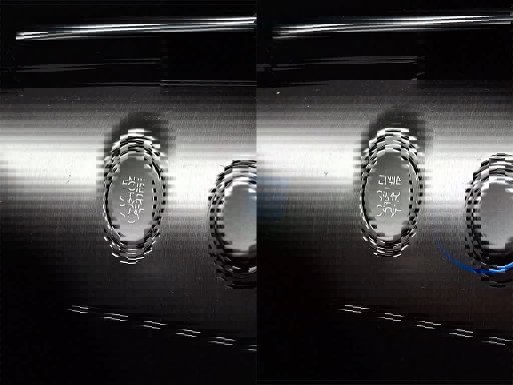 Used 2025 Hyundai Kona SEL image 22