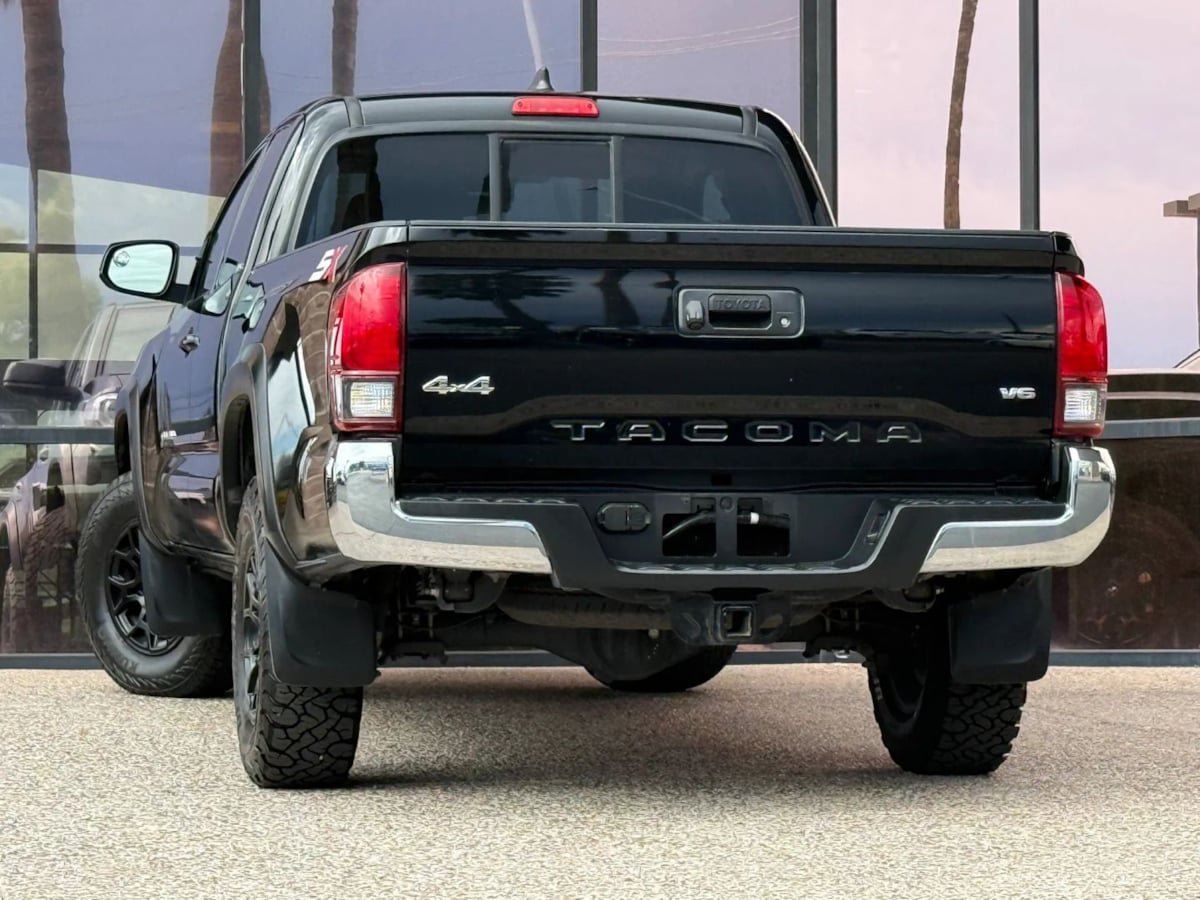 Used 2023 Toyota Tacoma SR5 w/ SX Package AWD/4WD image 8