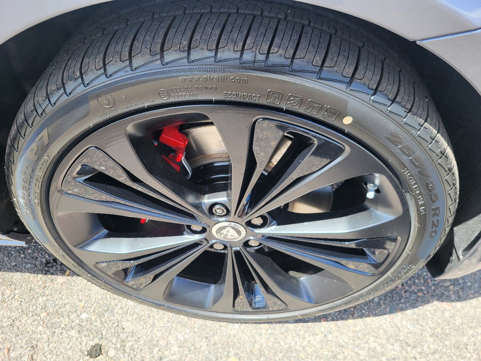 New 2024 Jaguar XF R-Dynamic SE image 19