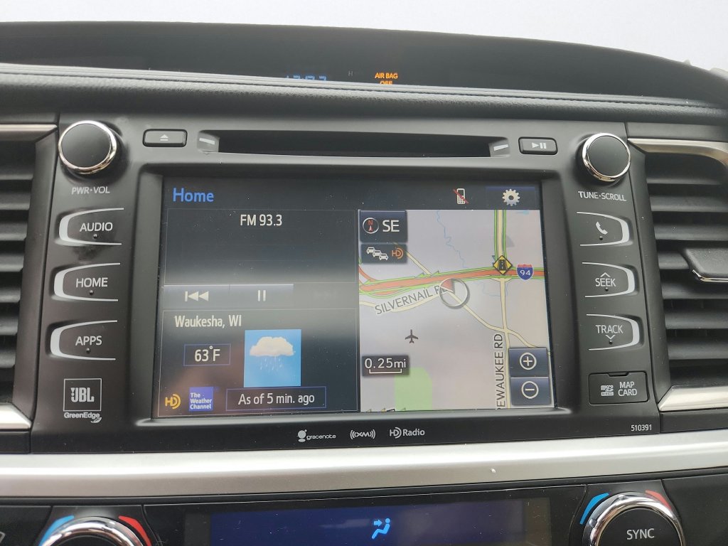 Used 2019 Toyota Highlander Limited AWD/4WD image 15