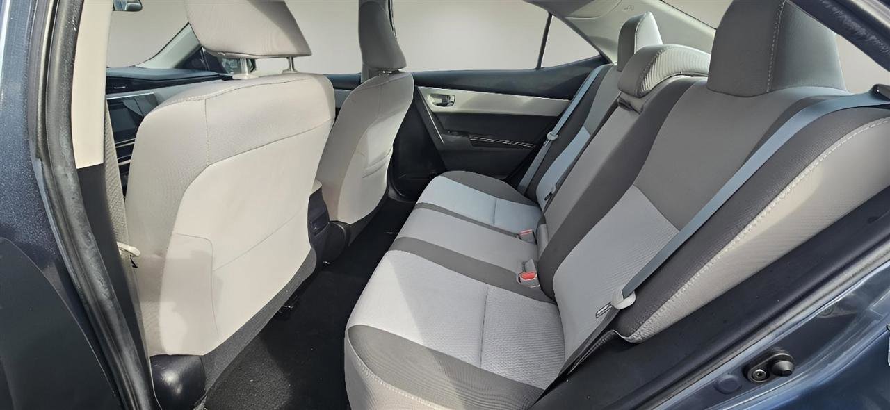 Used 2019 Toyota Corolla LE FWD image 19