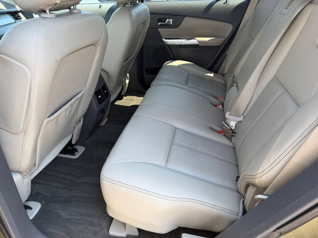 Used 2013 Ford Edge SEL FWD image 14