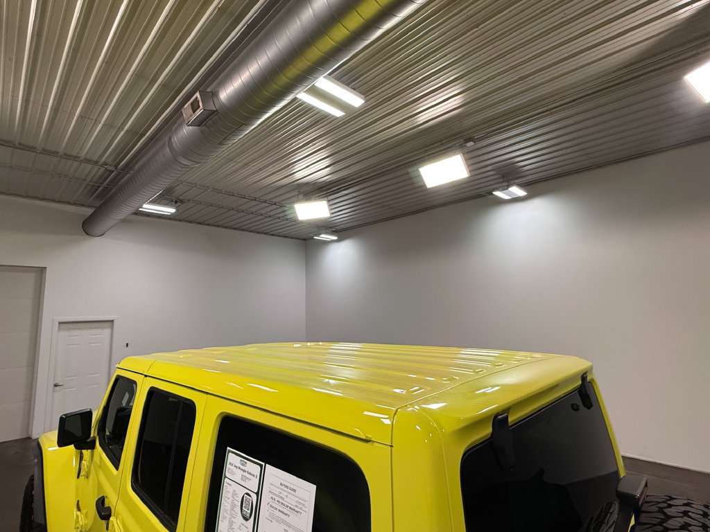 Used 2024 Jeep Wrangler Unlimited Rubicon AWD/4WD image 43