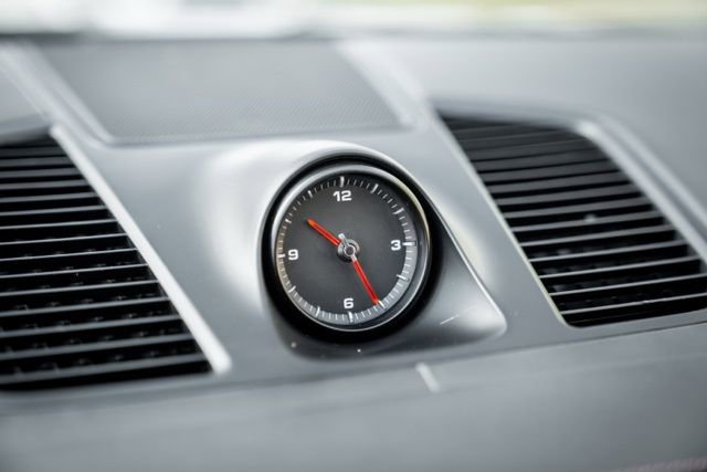 Used 2023 Porsche Cayenne Platinum Edition image 38