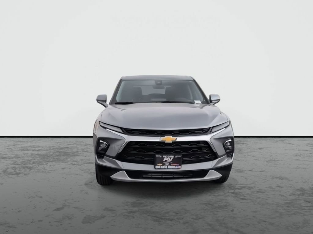 Used 2024 Chevrolet Blazer LT w/ Driver Confidence Package image 2