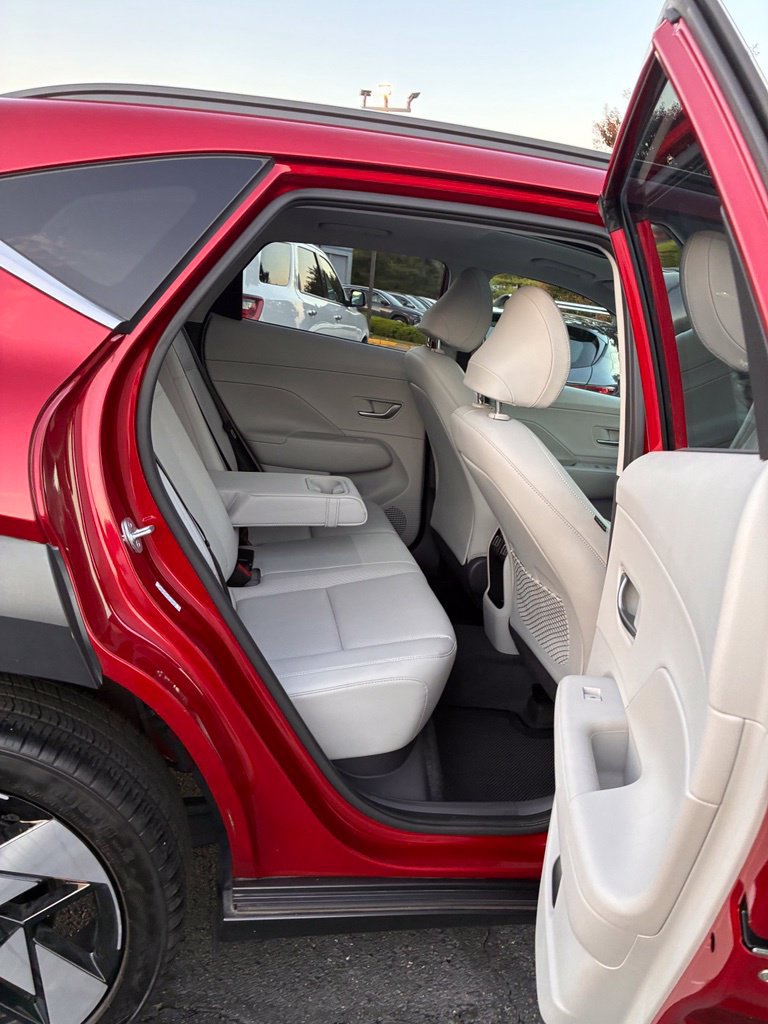 Certified 2024 Hyundai Kona Limited AWD/4WD image 23