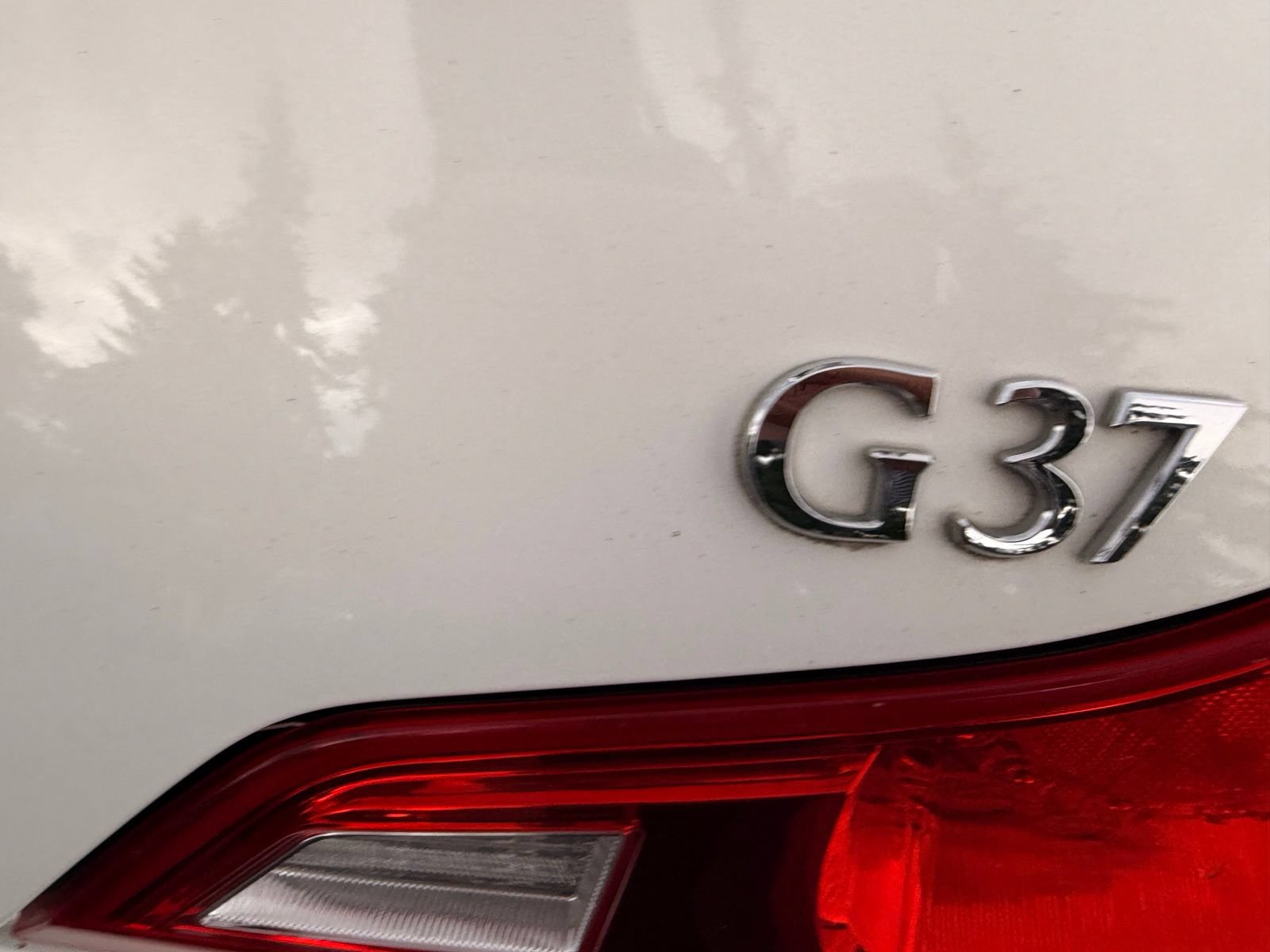 Used 2011 INFINITI G37 Journey w/ Premium Pkg RWD image 14