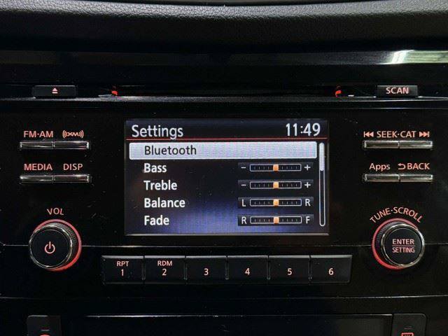 Used 2016 Nissan Rogue SV FWD image 49
