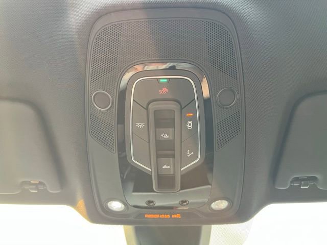 Used 2024 Audi Q5 e Prestige w/ Prestige Package image 33