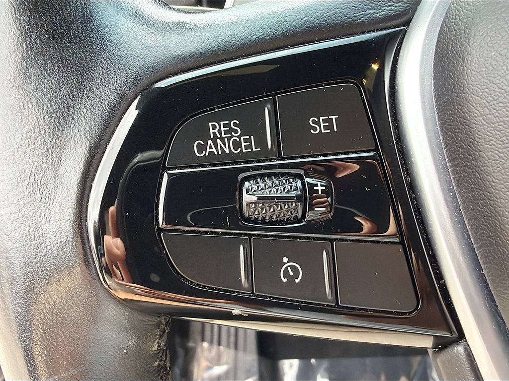 Used 2020 BMW 530i xDrive w/ Convenience Package AWD/4WD image 38