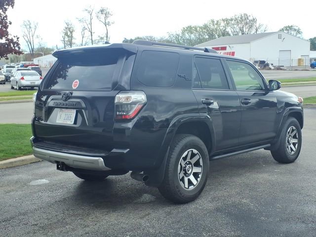Certified 2023 Toyota 4Runner TRD Off-Road AWD/4WD image 22
