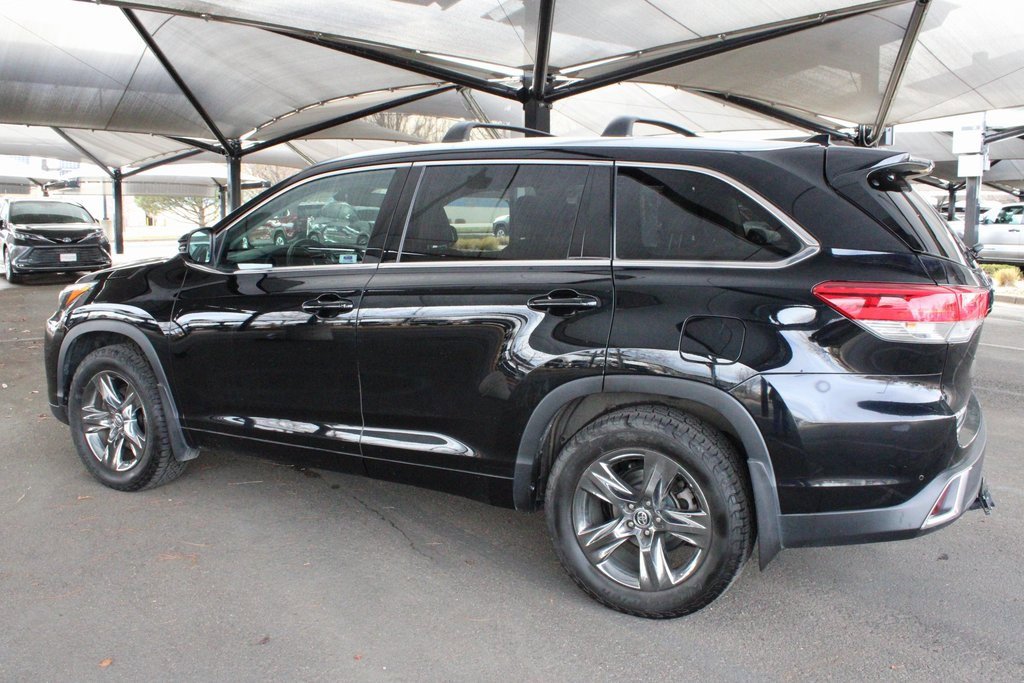 Certified 2018 Toyota Highlander Limited Platinum image 14