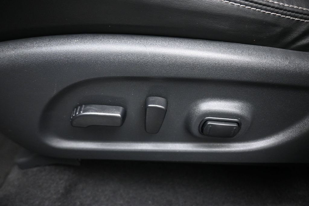 Used 2022 Nissan Murano SV FWD image 12