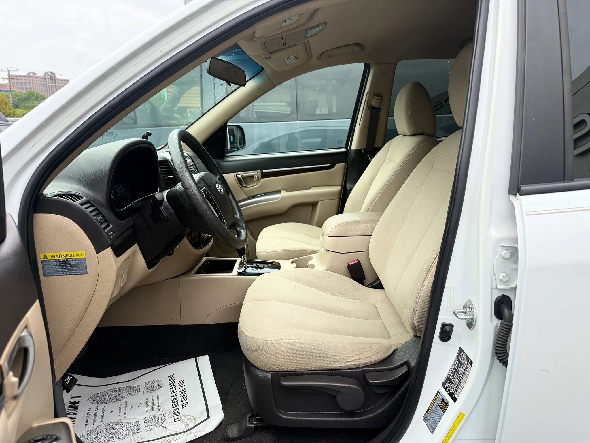 Used 2011 Hyundai Santa Fe GLS FWD image 10