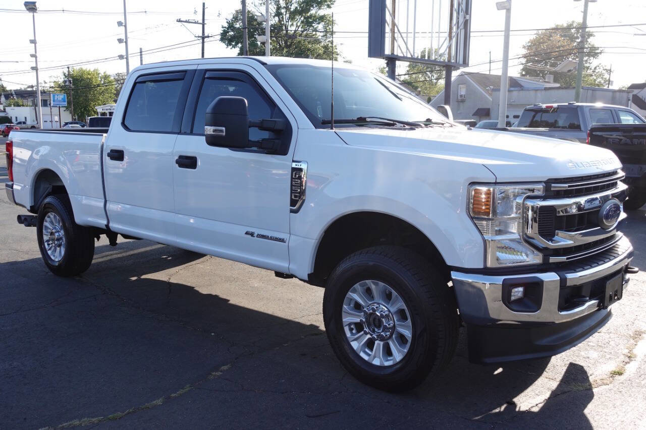 Used 2022 Ford F250 XLT w/ XLT Value Package image 4