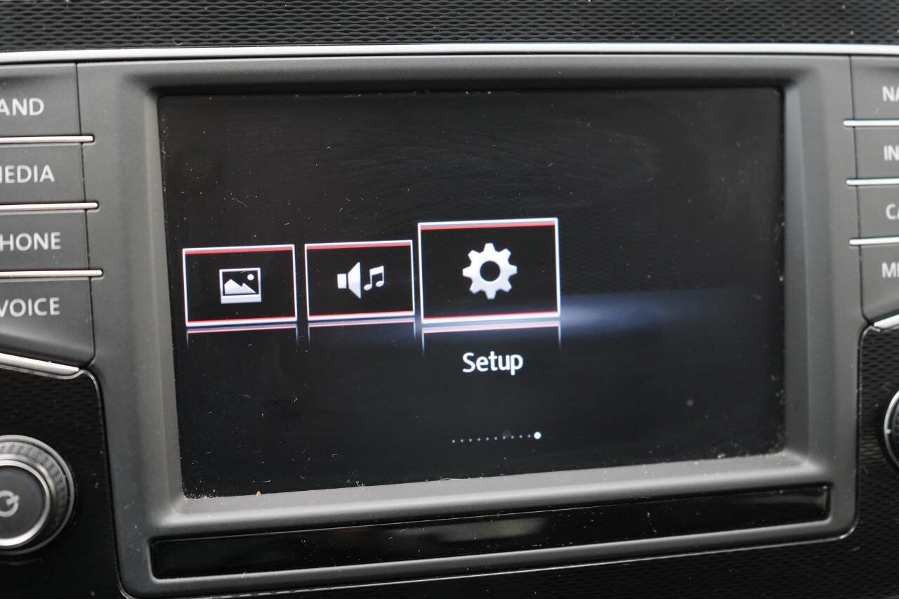 Used 2017 Volkswagen GTI Autobahn FWD image 71