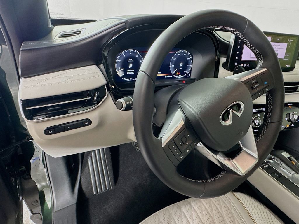 Certified 2026 INFINITI QX60 Autograph w/ Dark Cargo Package image 13