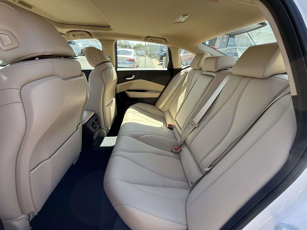 Certified 2025 Acura TLX w/ Technology Package image 13