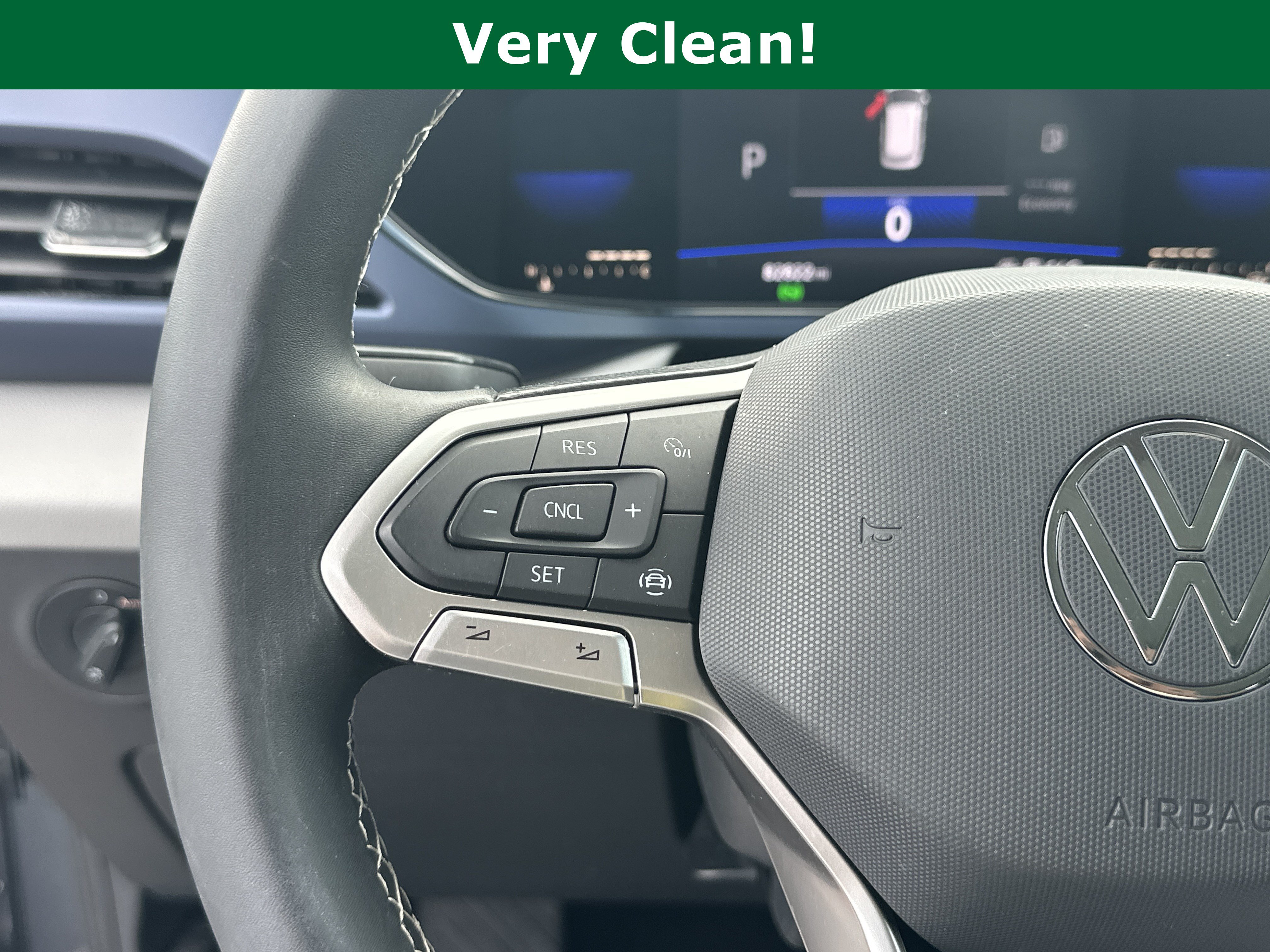 Used 2022 Volkswagen Taos SE FWD image 28