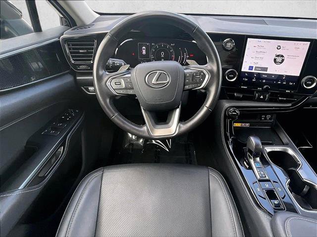 Used 2025 Lexus NX 250 FWD w/ Accessory Package (Z2) image 7