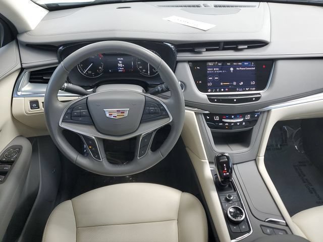 Used 2021 Cadillac XT5 Premium Luxury FWD image 16