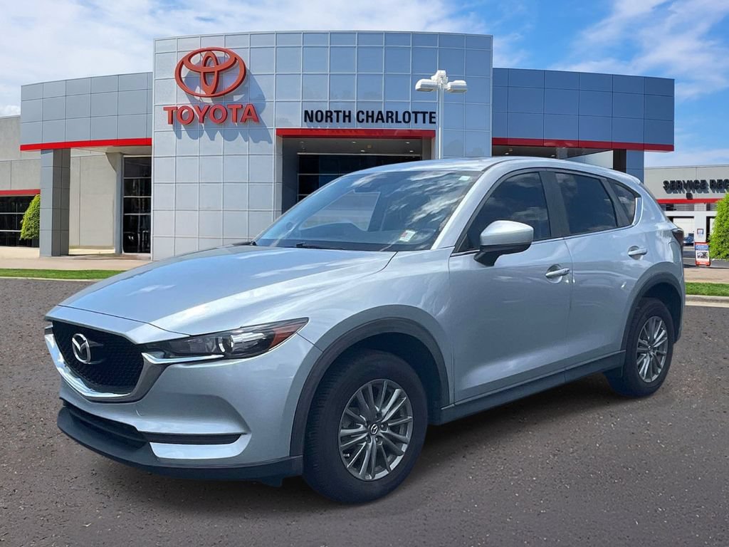 Used 2017 MAZDA CX-5 Touring w/ Preferred Equipment Package FWD image 3