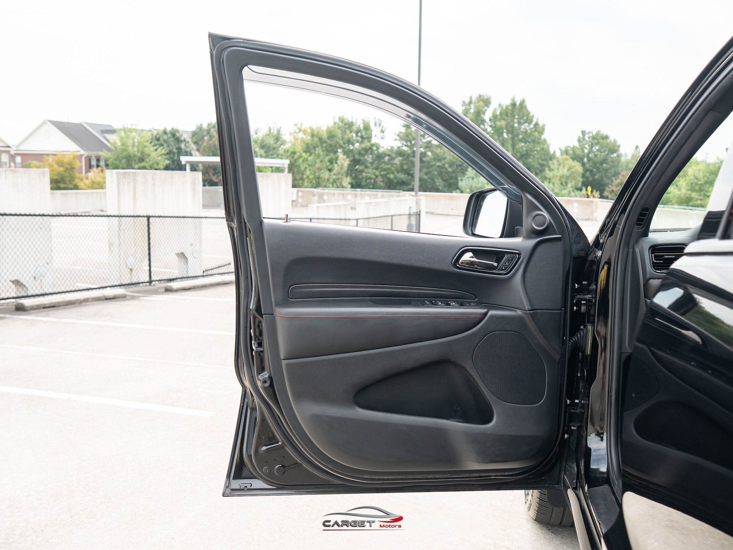 Used 2023 Dodge Durango R/T w/ Tow 'N Go Package AWD/4WD image 42