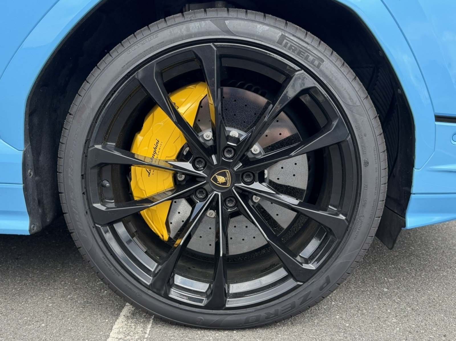 Used 2024 Lamborghini Urus S AWD/4WD image 9