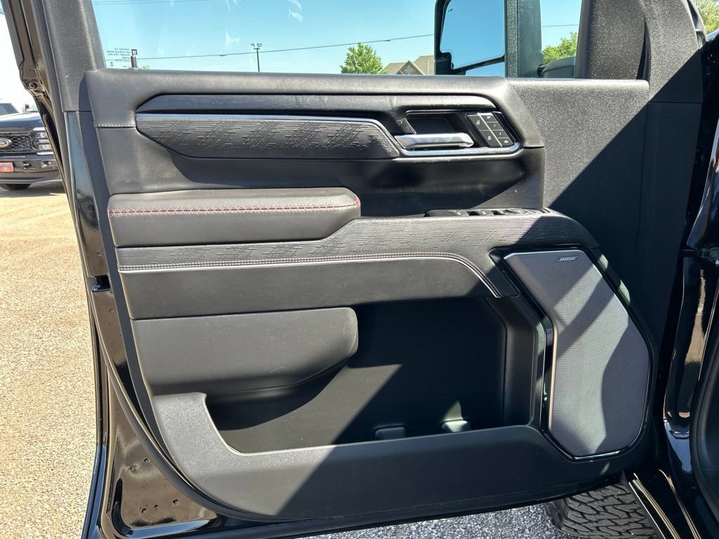 Used 2024 GMC Sierra 2500 AT4X w/ AT4X AEV Edition AWD/4WD image 12