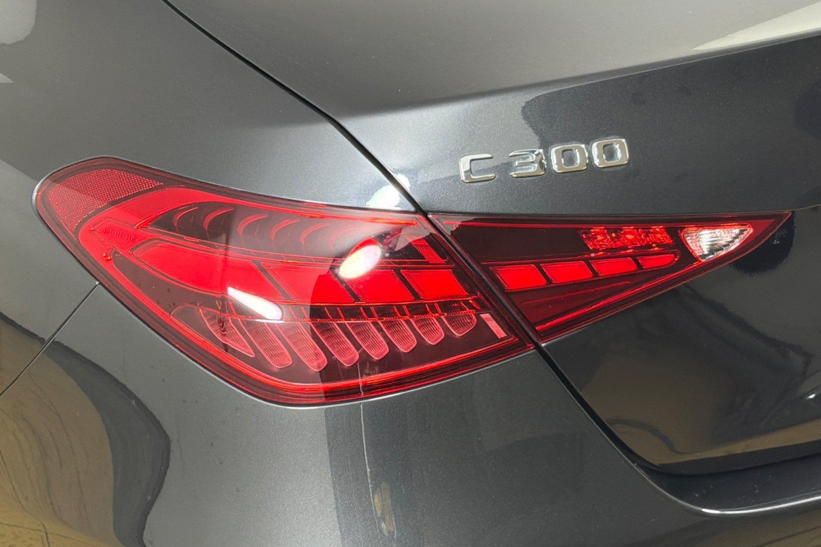 Used 2023 Mercedes-Benz C 300 Sedan image 25