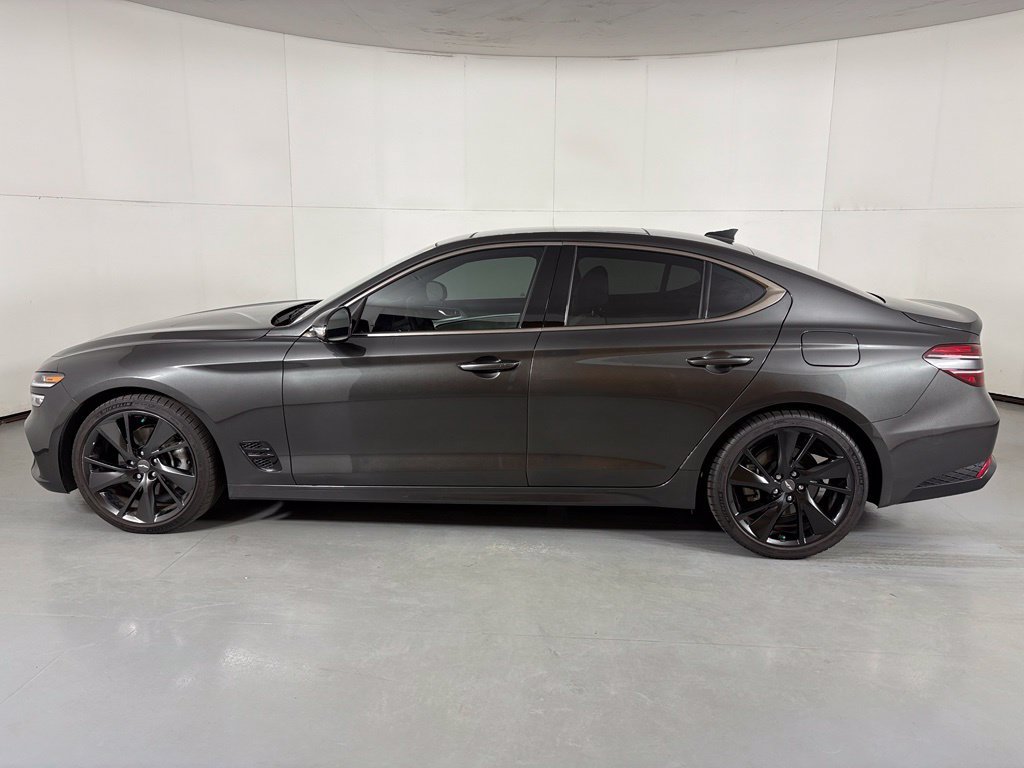 Used 2023 Genesis G70 2.0T w/ Sport Prestige Package RWD image 5