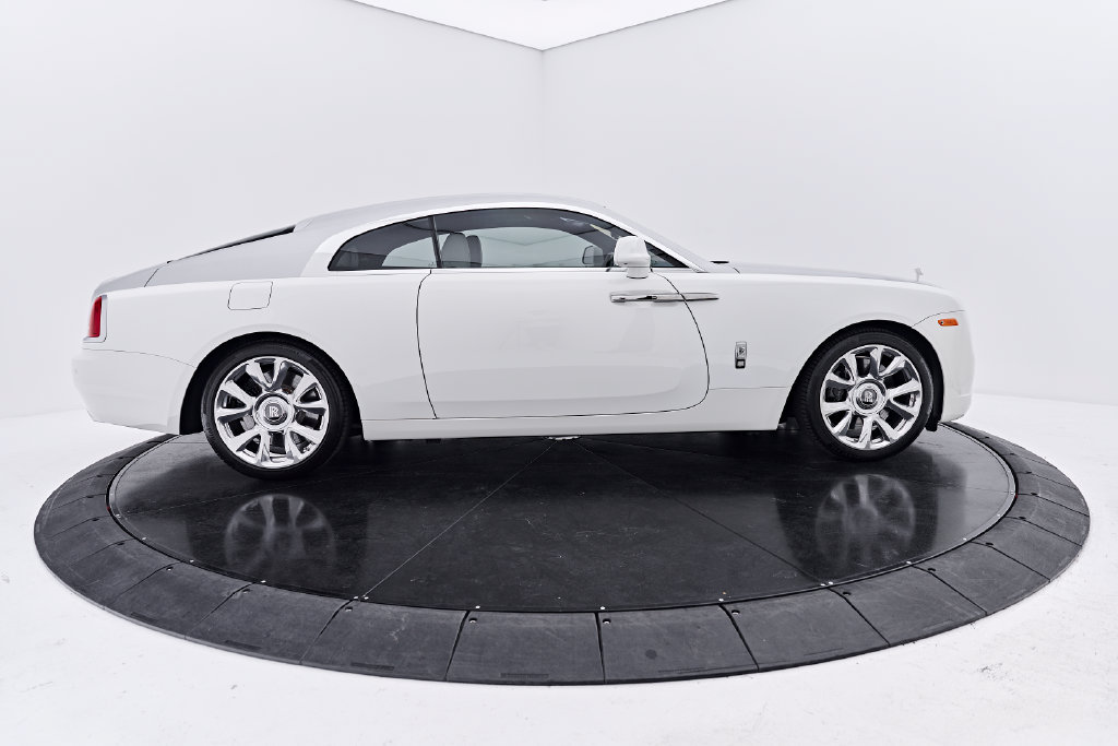 Used 2020 Rolls-Royce Wraith RWD image 16
