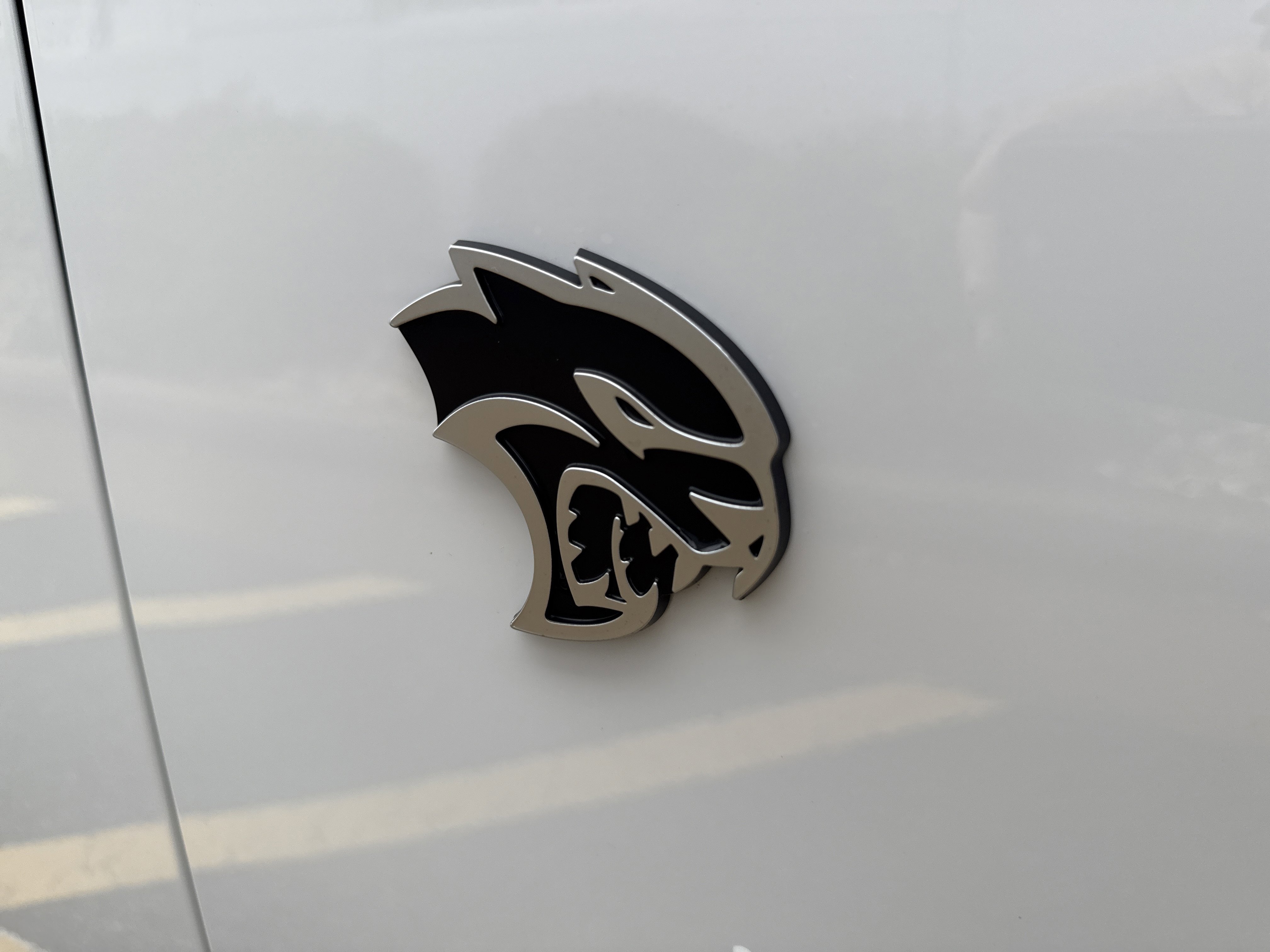 Used 2015 Dodge Challenger SRT Hellcat image 11