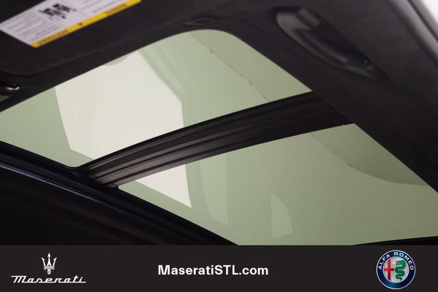 Used 2023 BMW X7 xDrive40i w/ Executive Package image 8