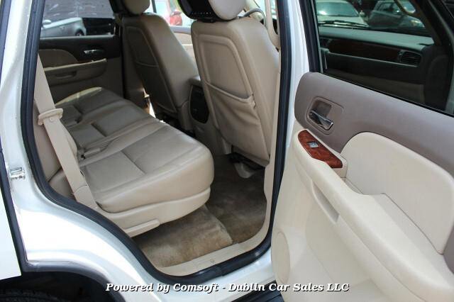 Used 2011 GMC Yukon SLT w/ SLT-2 Equipment Package image 11