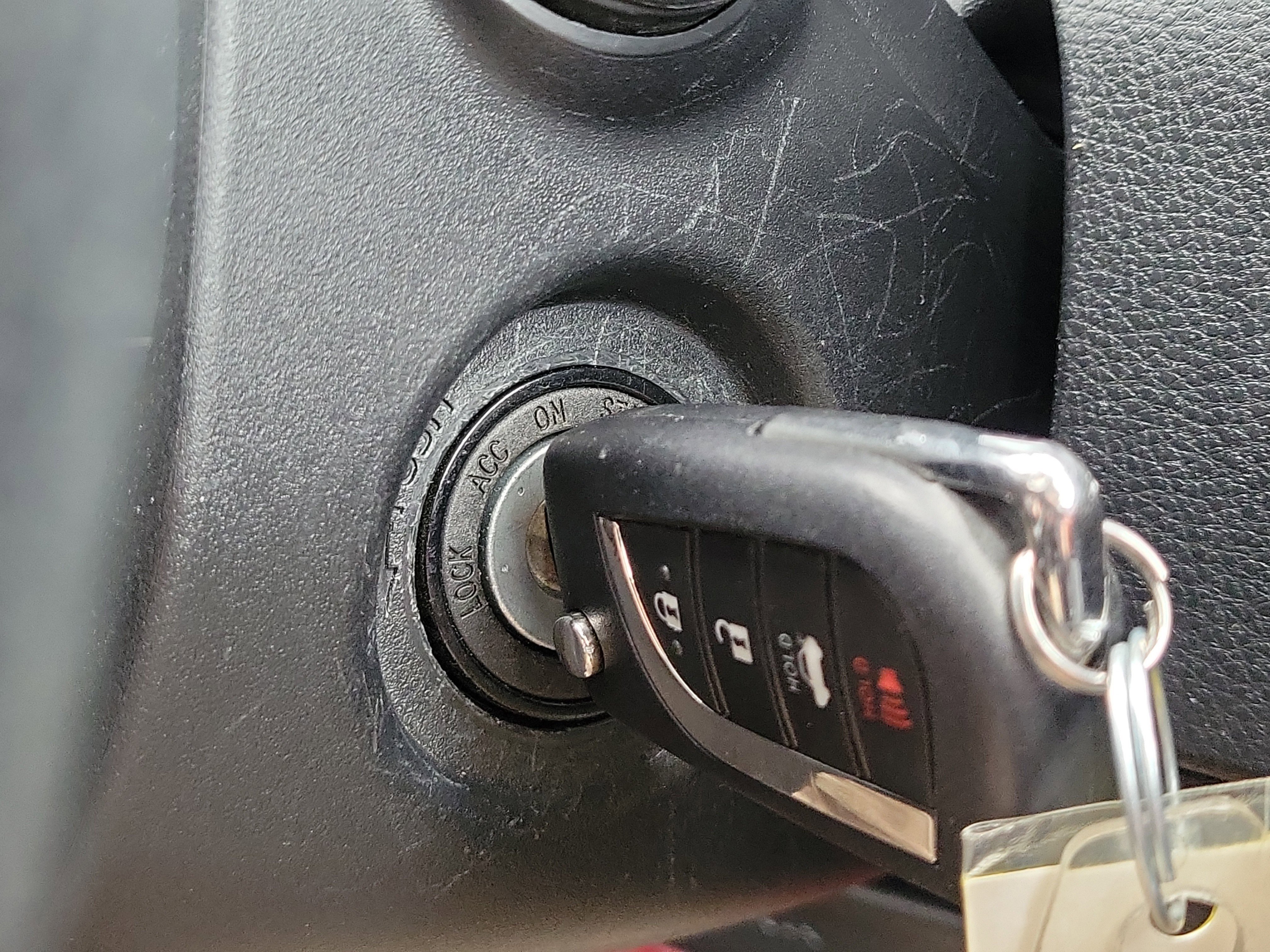 Used 2024 Toyota Corolla LE image 30