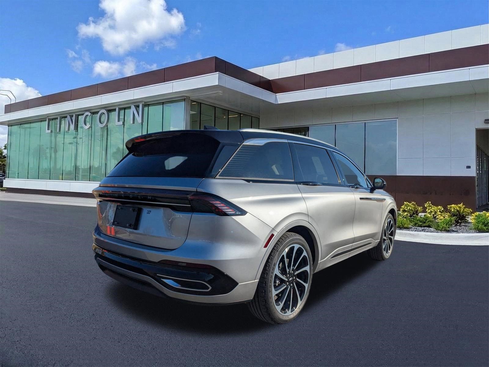 New 2026 Lincoln Nautilus Black Label image 5