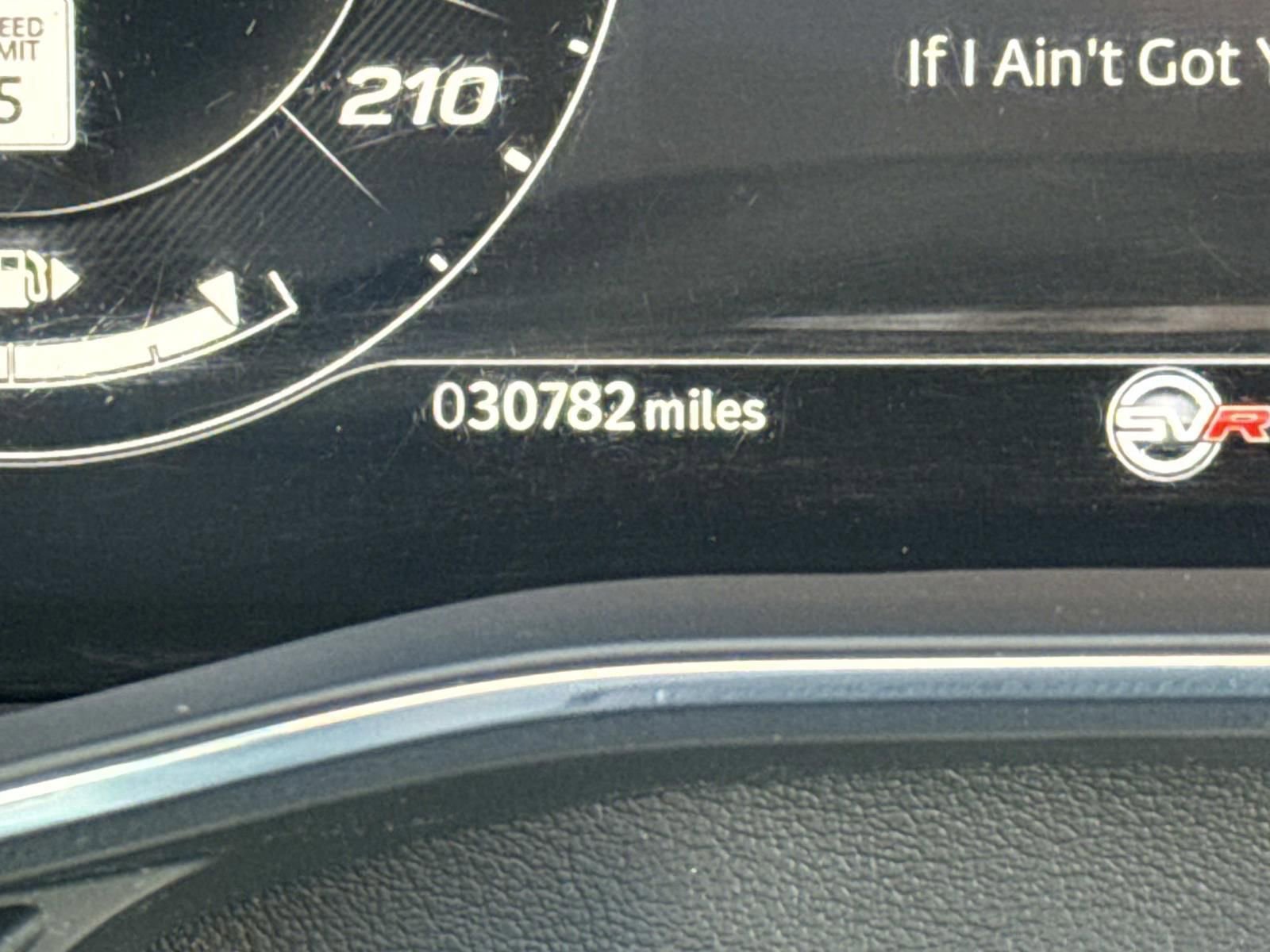 Used 2023 Jaguar F-PACE SVR image 27