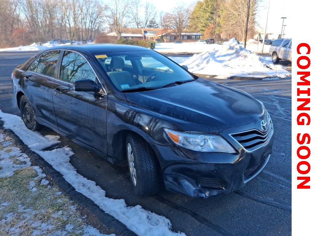 Used 2011 Toyota Camry LE image 3