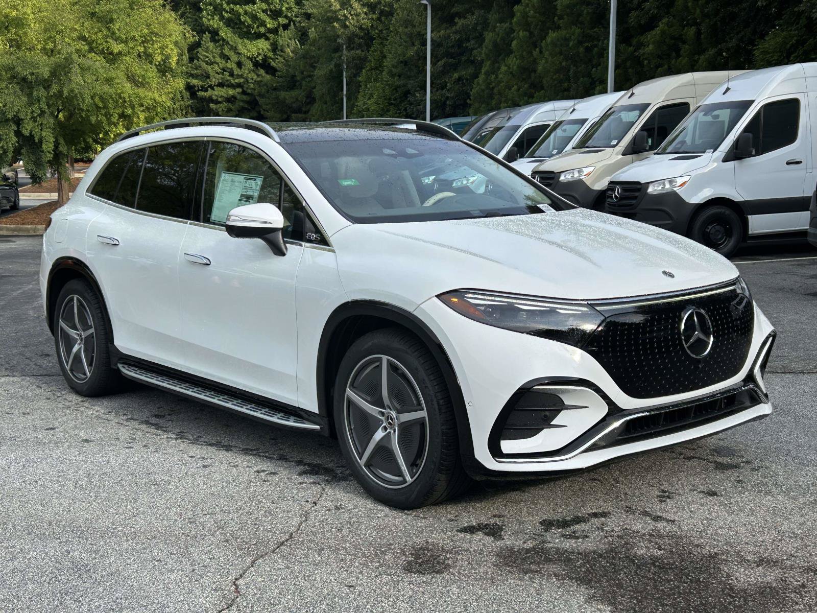 New 2027 Mercedes-Benz EQS 400 4MATIC SUV image 4