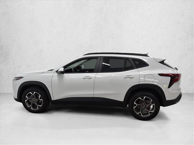 Used 2024 Chevrolet Trax LT FWD image 9