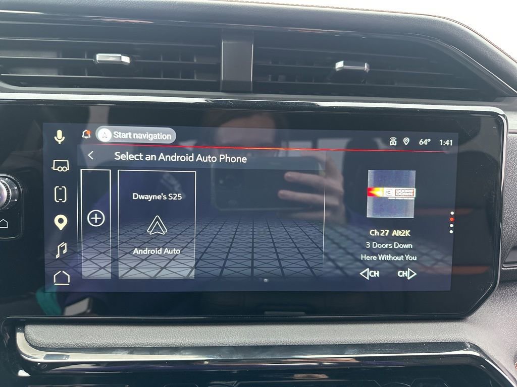 Used 2025 GMC Sierra 2500 AT4 w/ Technology Package image 36