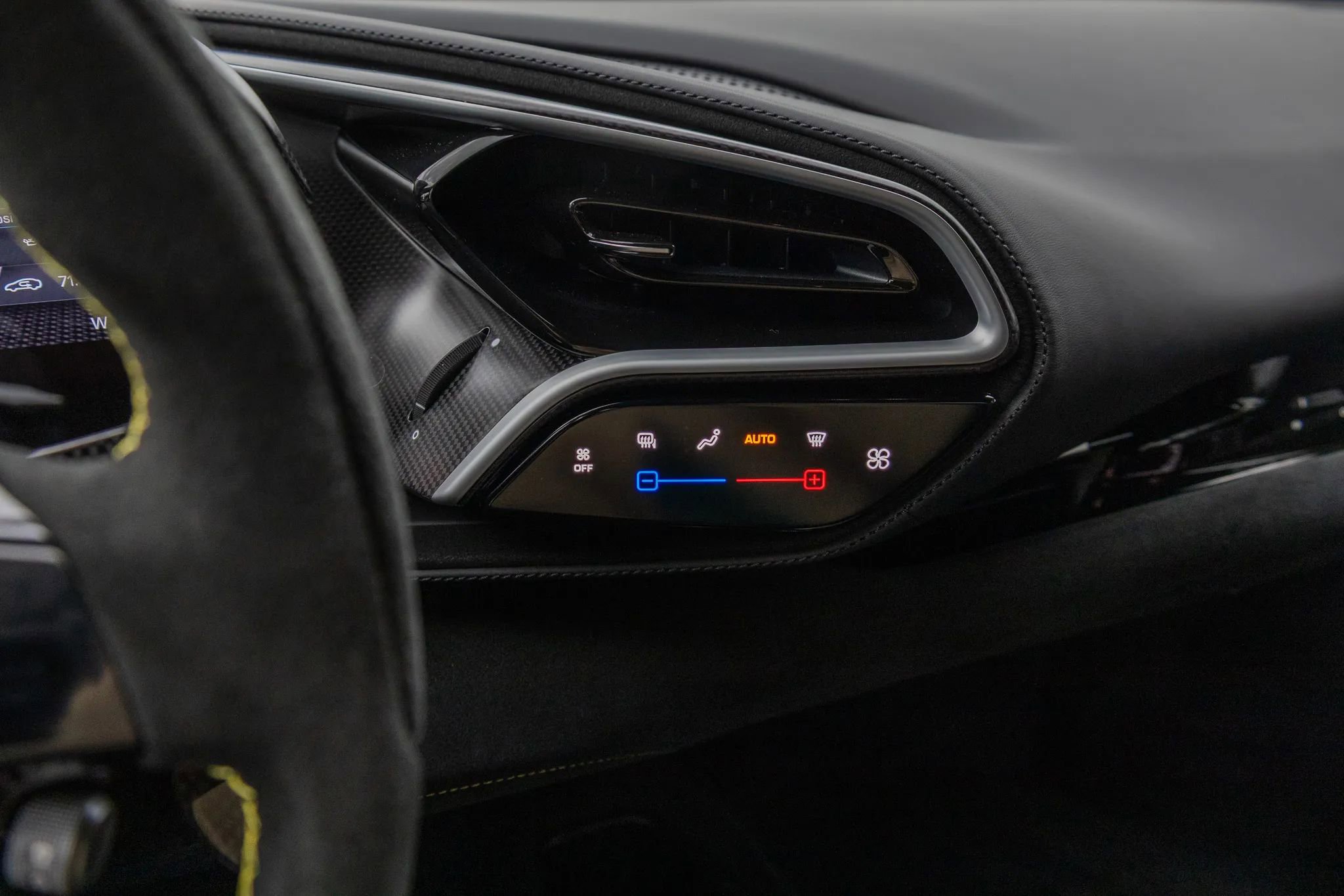 Used 2025 Ferrari 296 GTB RWD image 46