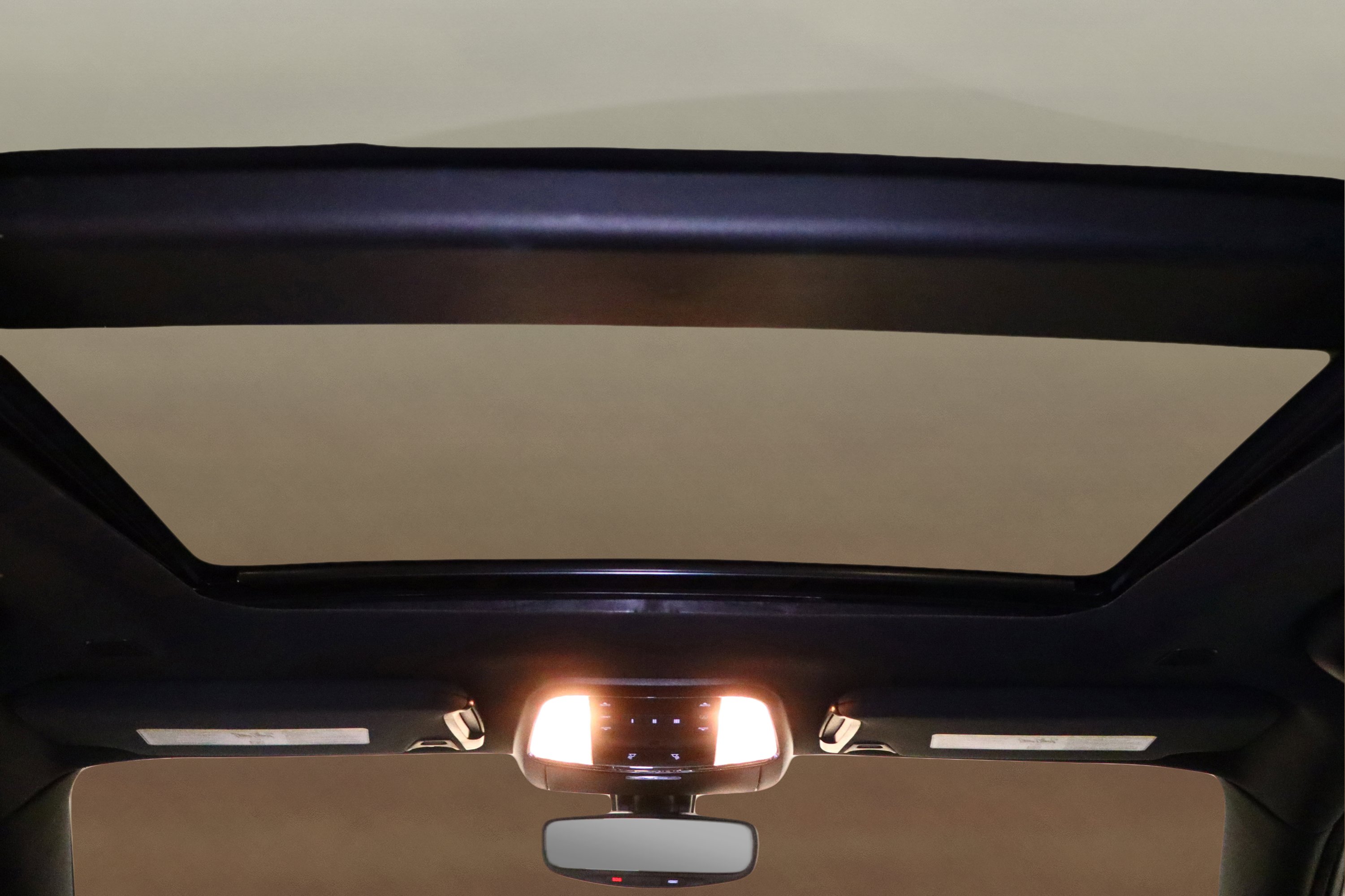 Used 2023 Chrysler 300 S image 40